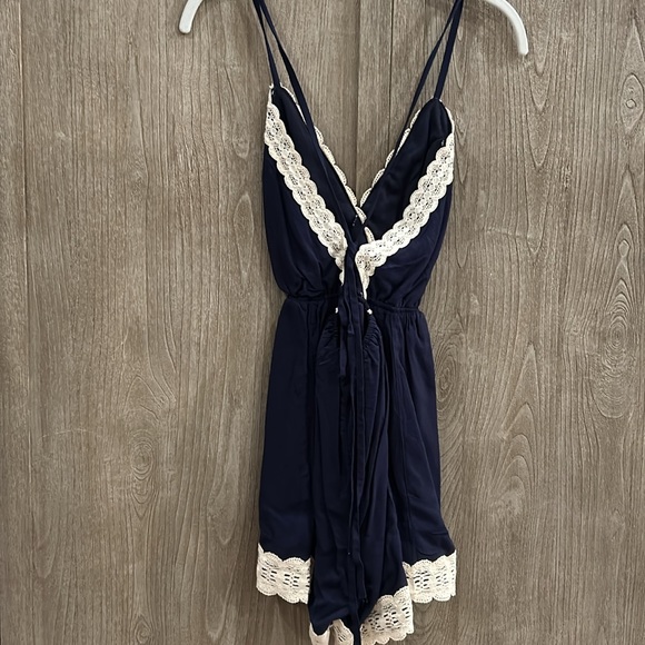 Chelsea & Violet Romper - Picture 4 of 6